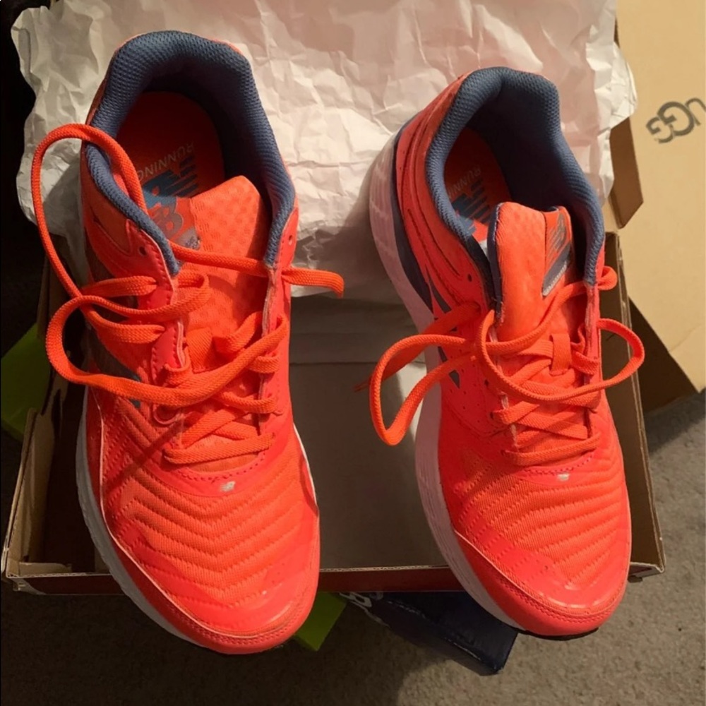 New Balance - Picture 3 of 6